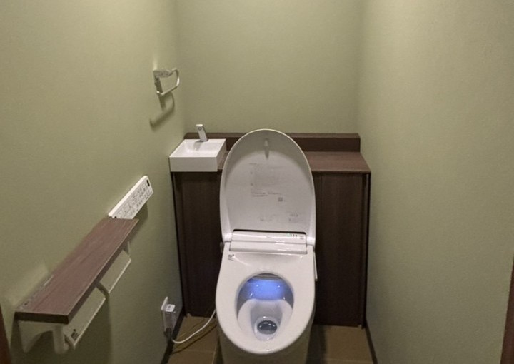 使い勝手も清潔感もアップしたトイレリフォーム