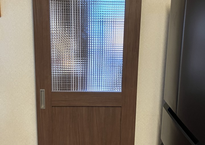 開きドアから引戸へ取替リフォーム