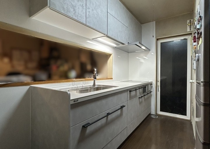 古いキッチンを最新IHキッチンへリフォーム