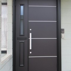 【玄関ドアリフォーム】施工事例更新